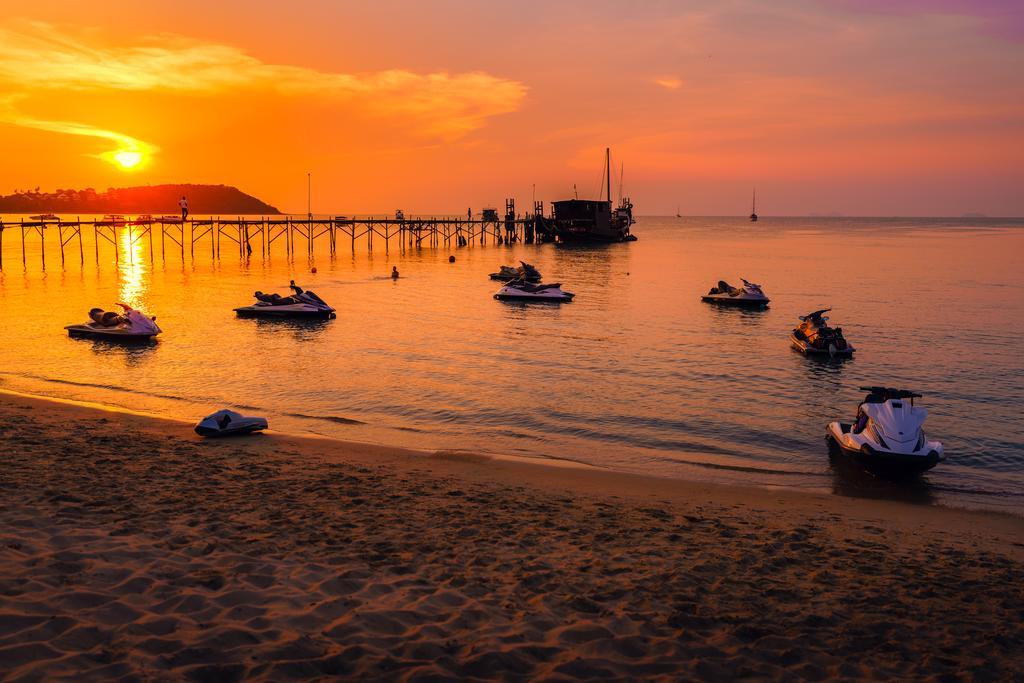 Samui Pier Beach Front & Resort Bang Rak Beach  Eksteriør bilde